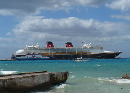 Disney Magic Ship
